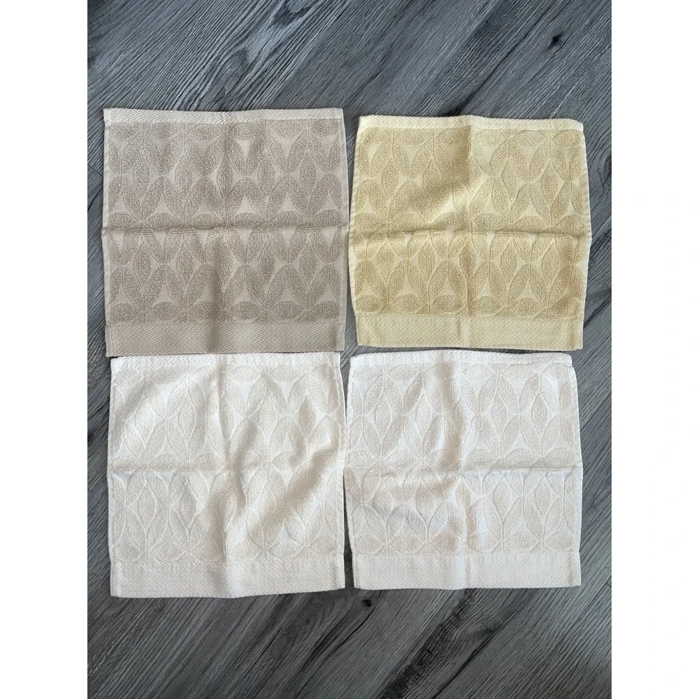 Vintage Made In Turkey 100%‎ Cotton LEAVES Brand Bath Towels (2) 4 Wash Cloths